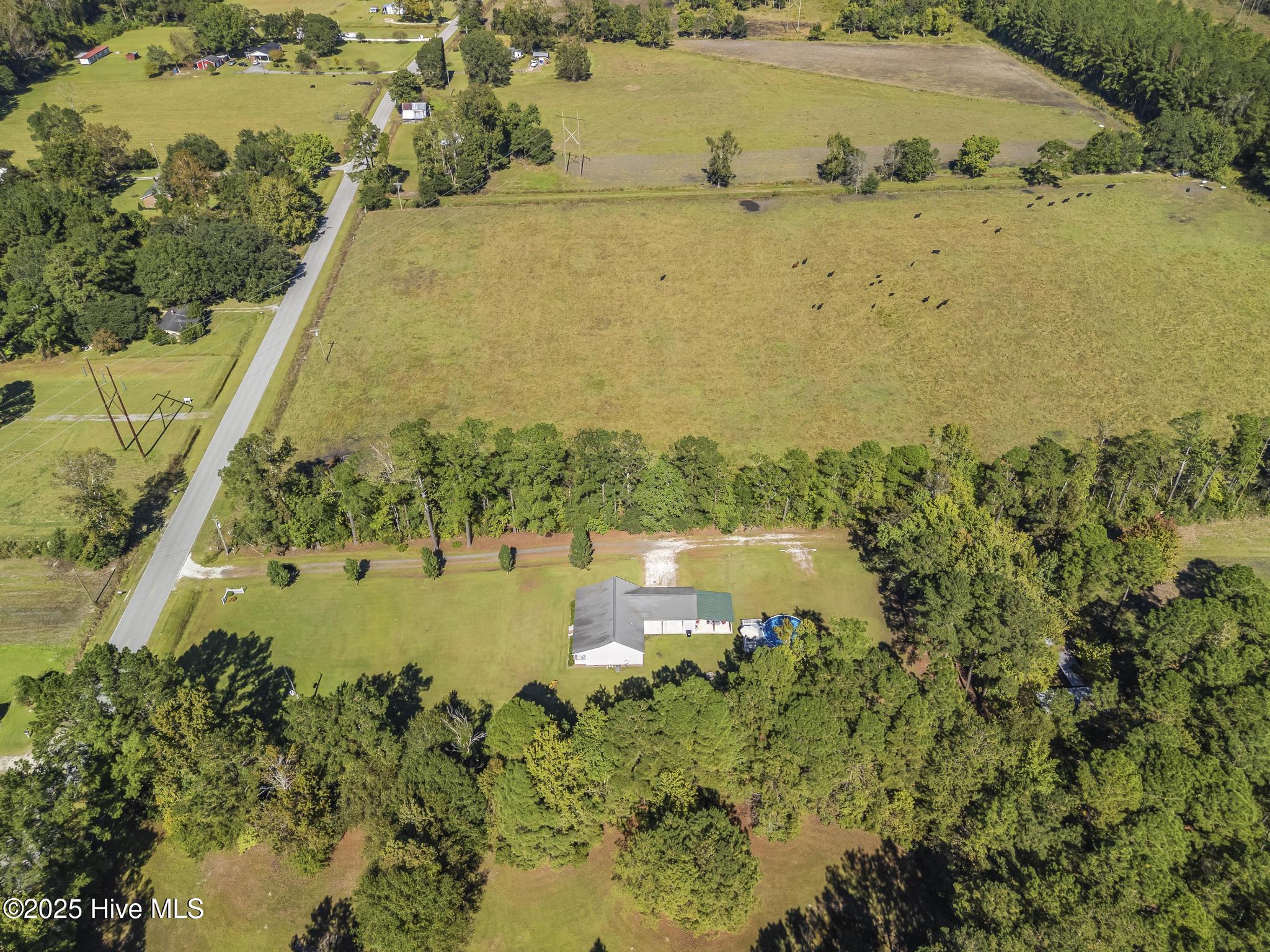 453 Padgett Road Maple Hill, NC 28454 - Photo 34 of 36 DJI_20251017135142_0274_D