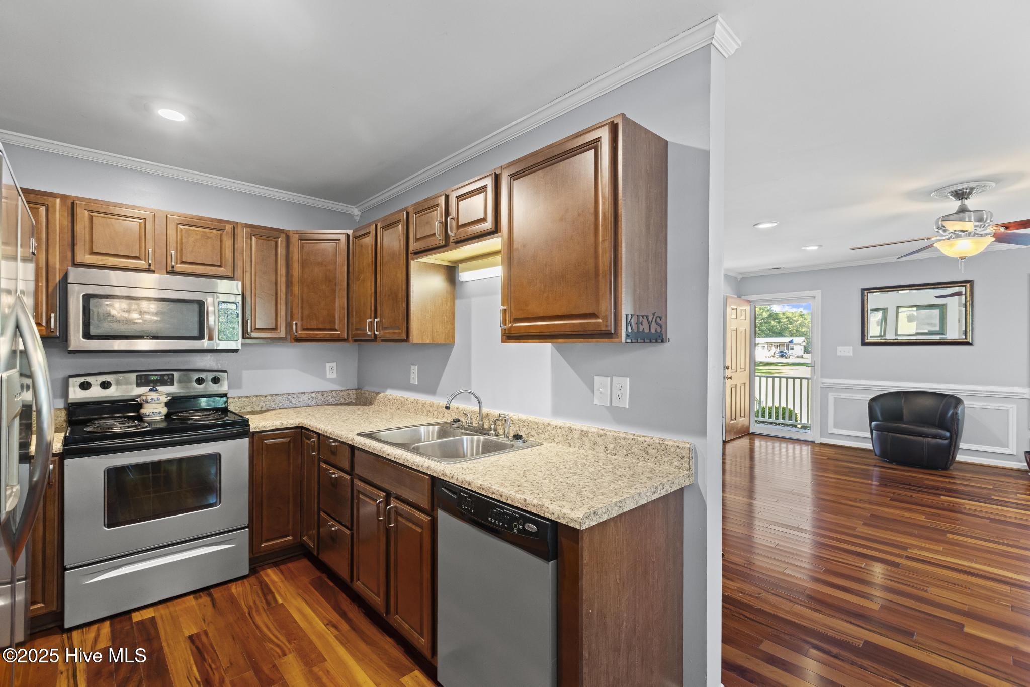 453 Padgett Road Maple Hill, NC 28454 - Photo 8 of 36 425A1130