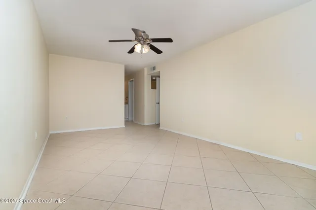 $239,900 | 1935 Conway Road, Unit A4, Orlando, FL 32812