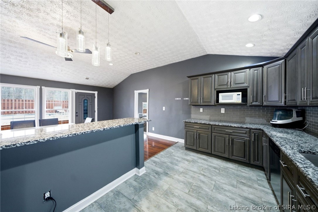 9403 Giltner Road Nabb, IN 47147 - Photo 19 of 62