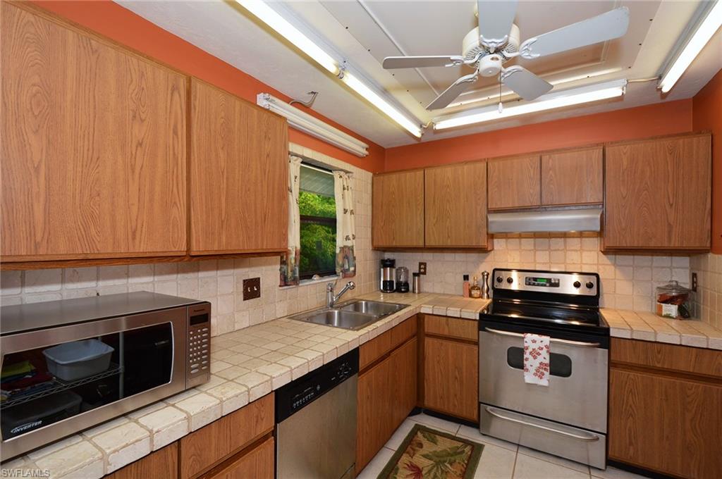5501 Rattlesnake Hammock Road, Unit 212 Naples, FL 34113 - Photo 3 of 8