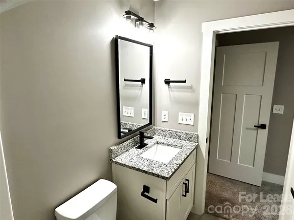 $1,650 | 110 Carpenter Street, Lincolnton, NC 28092