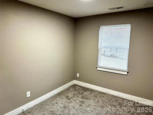 $1,650 | 110 Carpenter Street, Lincolnton, NC 28092