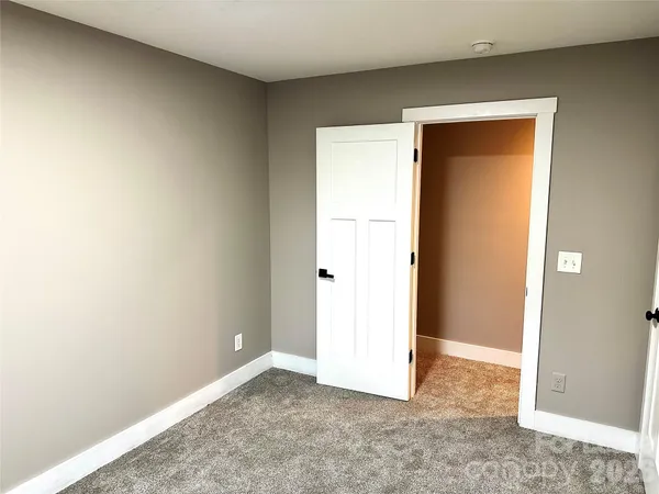 $1,665 | 110 Carpenter Street, Lincolnton, NC 28092