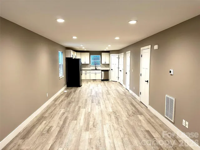 $1,720 | 110 Carpenter Street, Lincolnton, NC 28092