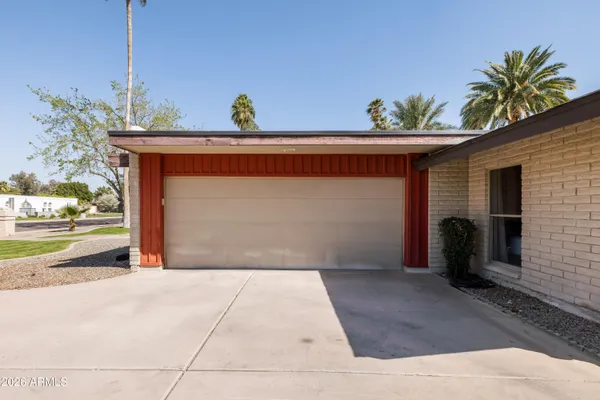 $1,275,000 | 813 West Gleneagles Drive, Phoenix, AZ 85023