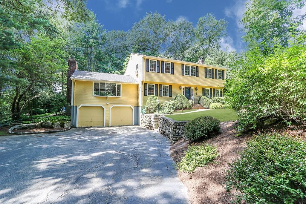 60 Wagon Road Westwood, MA 02090 - Photo 3 of 42 Gallery Image 3