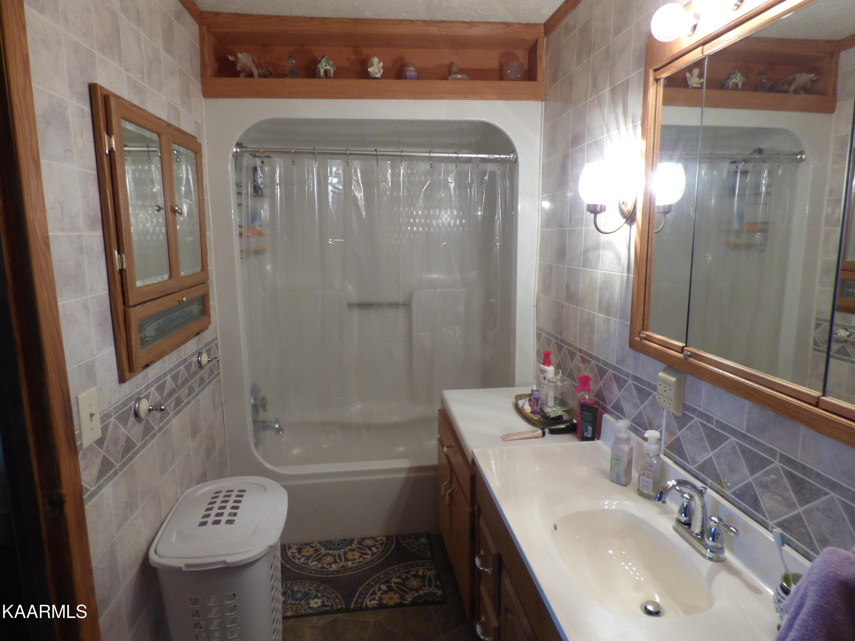 875 Hillendale Road Crossville, TN 38572 - Photo 13 of 40 P1050869