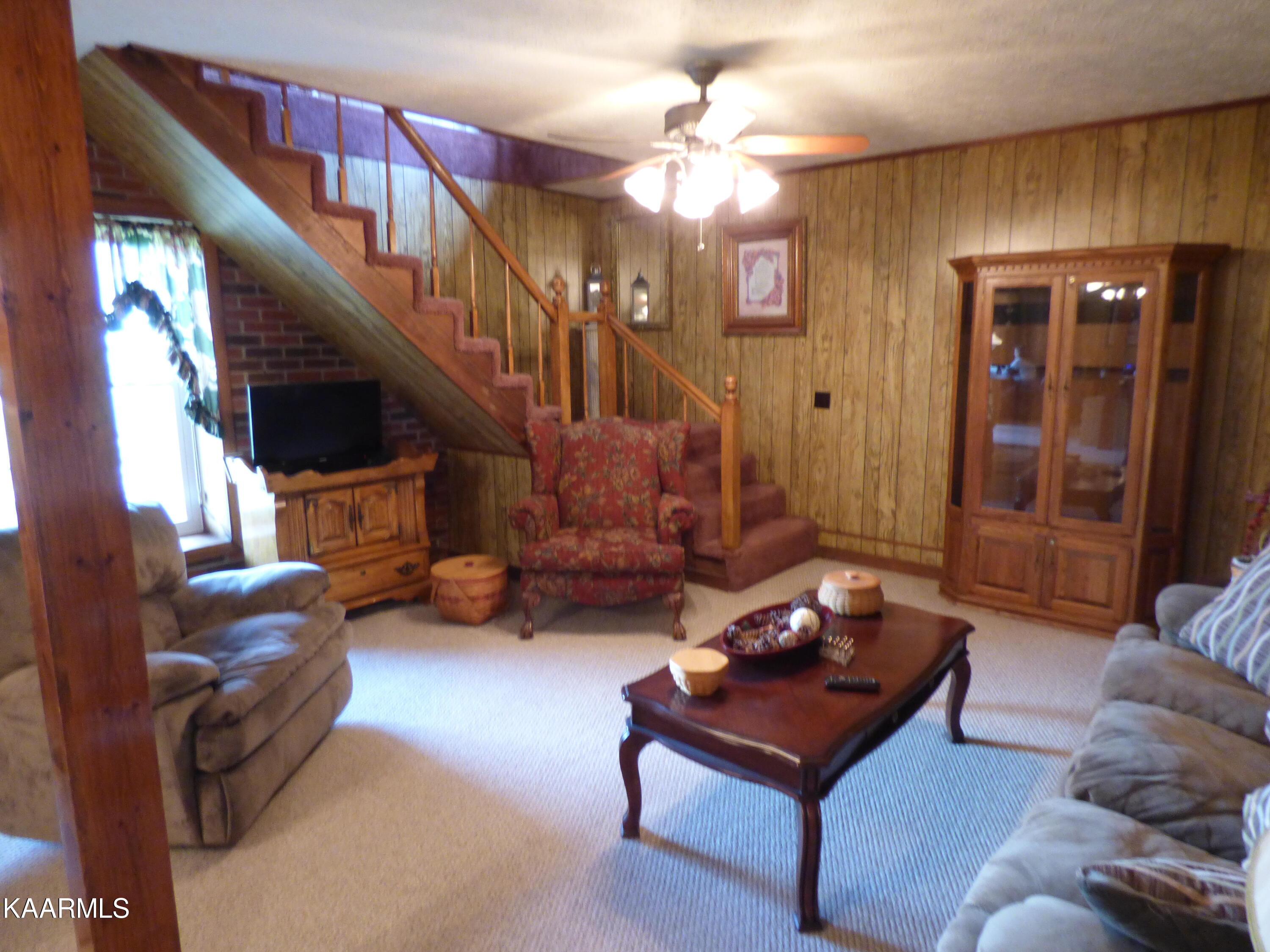 875 Hillendale Road Crossville, TN 38572 - Photo 21 of 40 P1050878