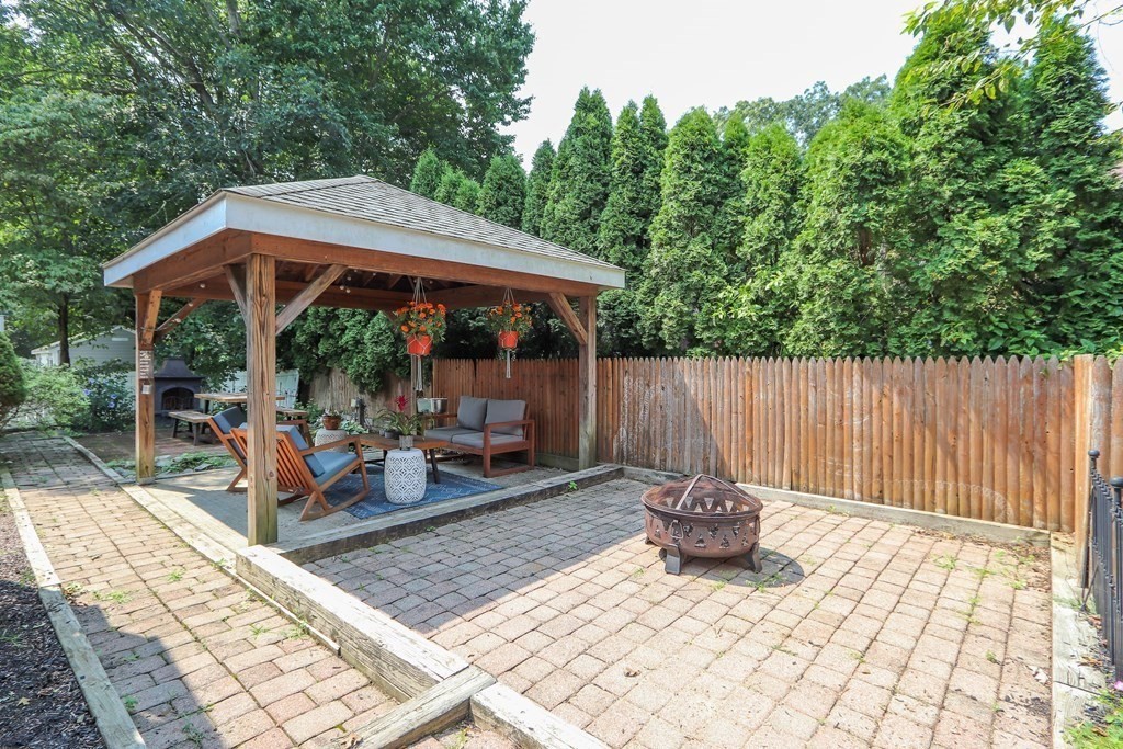 55 Evergreen Road Attleboro, MA 02703 - Photo 21 of 33 Gallery Image 21