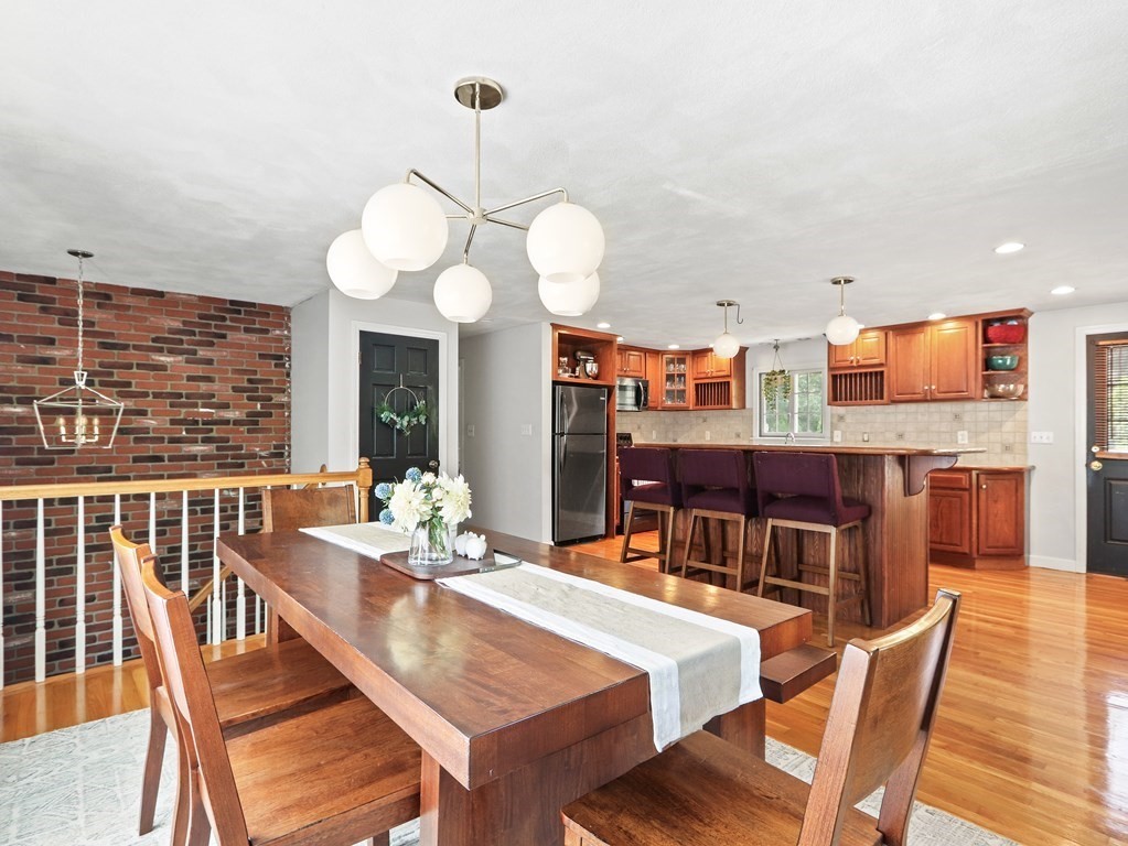 55 Evergreen Road Attleboro, MA 02703 - Photo 3 of 33 Gallery Image 3