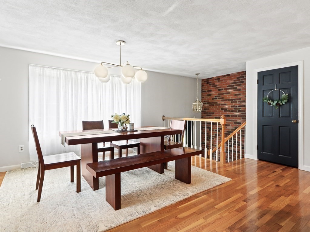 55 Evergreen Road Attleboro, MA 02703 - Photo 4 of 33 Gallery Image 4