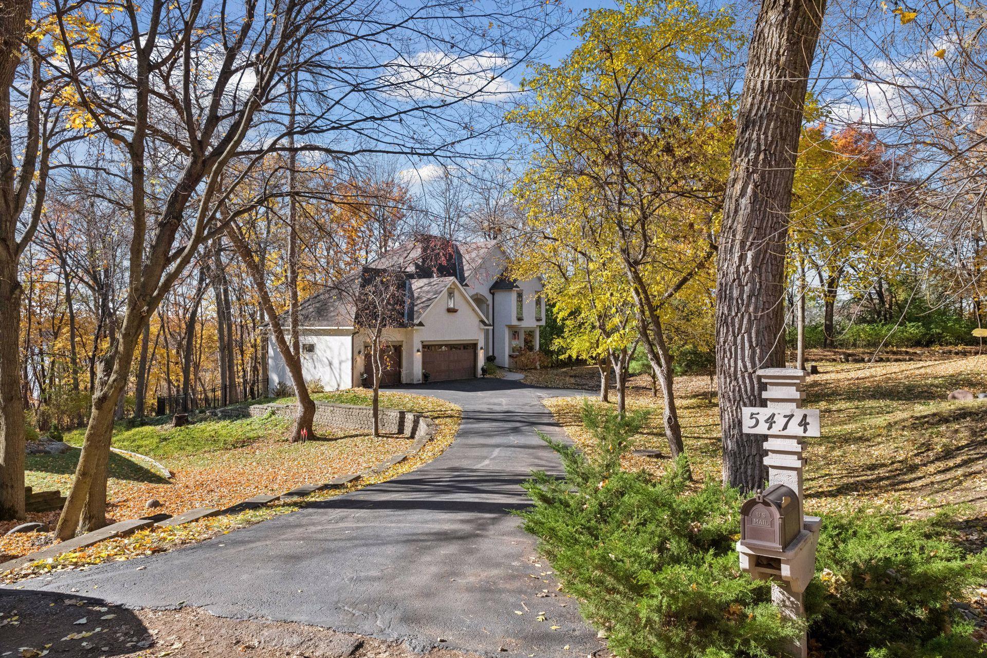 5474 Carrie Lane Excelsior, MN 55331 - Photo 2 of 27