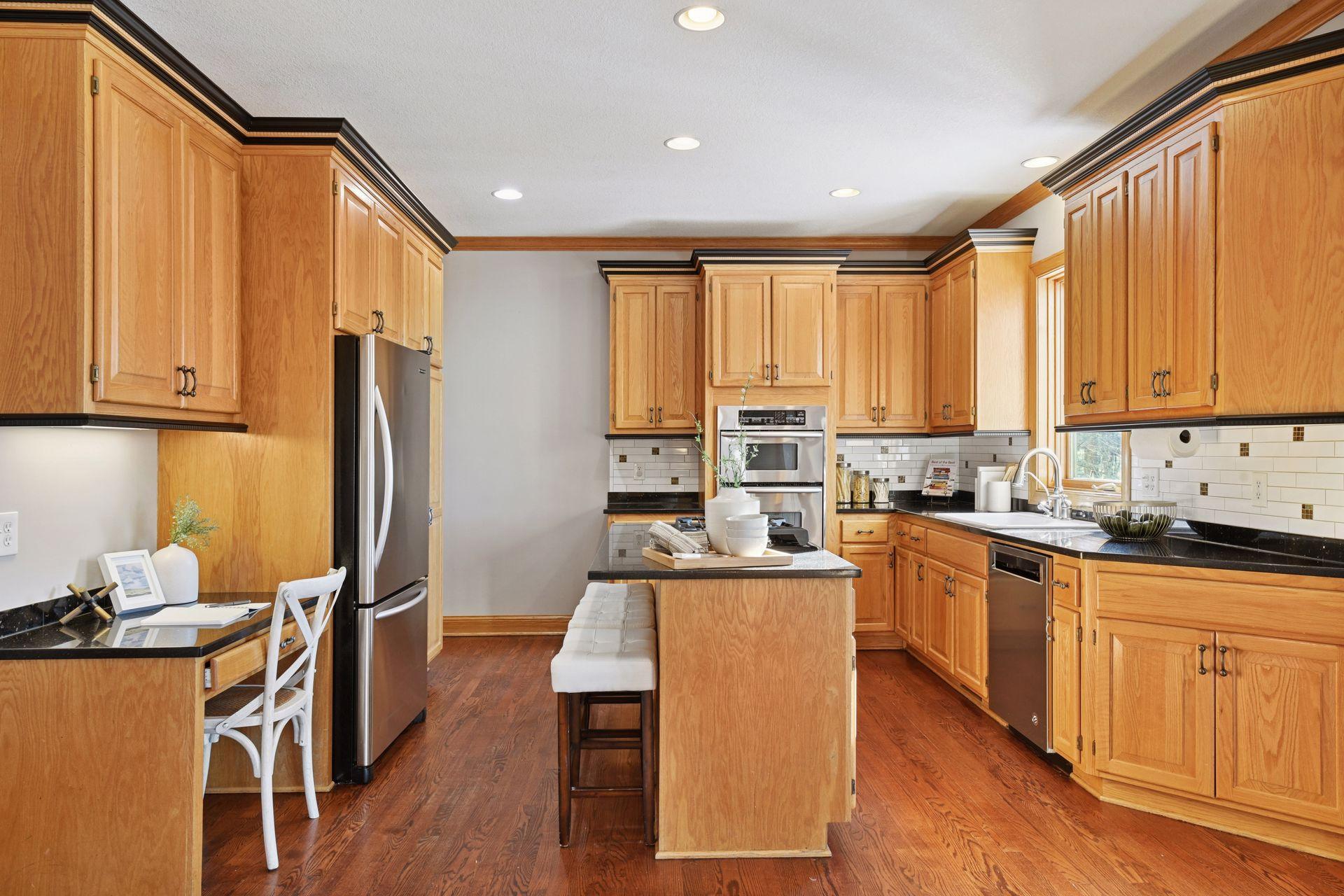 5474 Carrie Lane Excelsior, MN 55331 - Photo 10 of 27