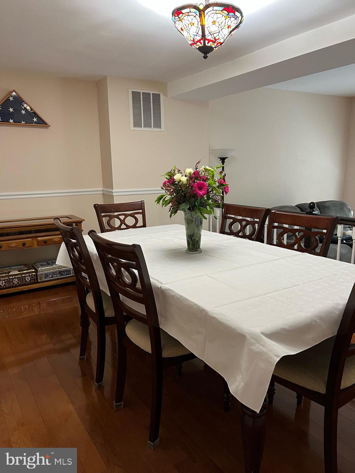 5670 Ridge View Drive Alexandria, VA 22310 - Photo 9 of 39 Large neutral dining room