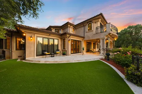 $9,500,000 | 15301 Robin Anne Lane, Monte Sereno, CA 95030