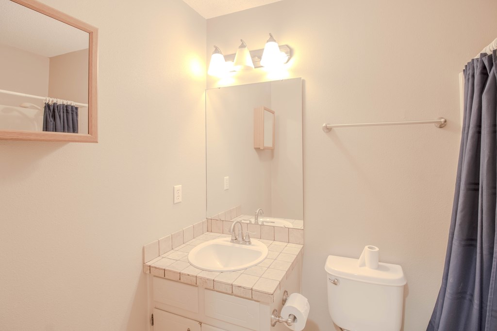3271 Willie Varnum Road Dothan, AL 36301 - Photo 26 of 41 Secondary full bath