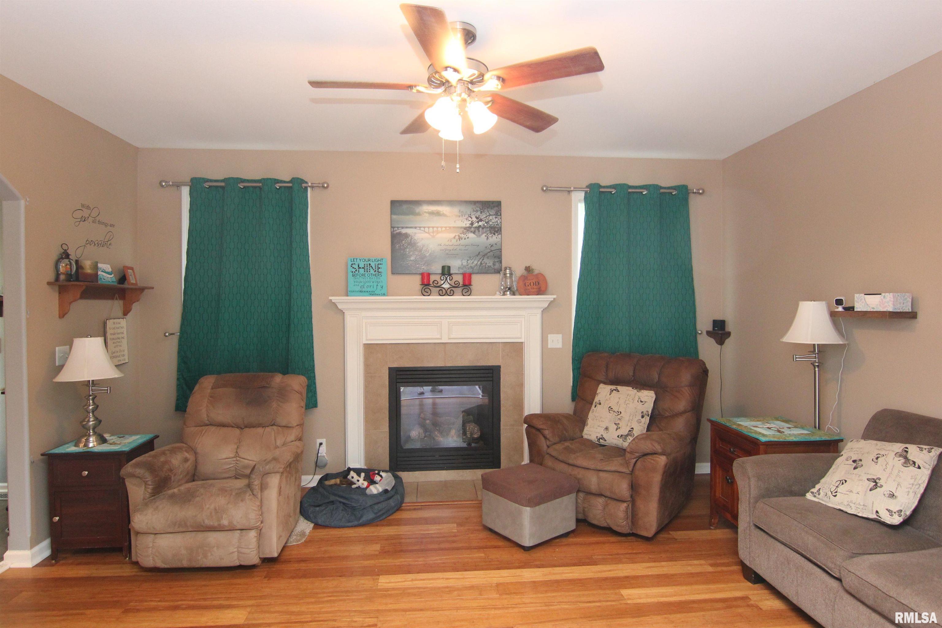 1502 Elizabeth Lane Metamora, IL 61548 - Photo 11 of 49