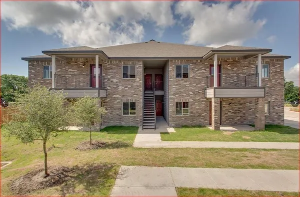 $1,675 | 514 East Hazelwood Street, Unit B, Princeton, TX 75407