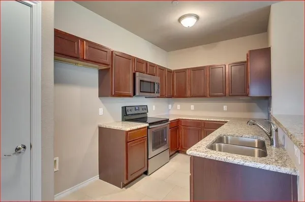 $1,675 | 514 East Hazelwood Street, Unit B, Princeton, TX 75407