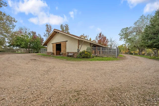 $1,845,000 | 24943 North Mcintire Road, Clements, CA 95227