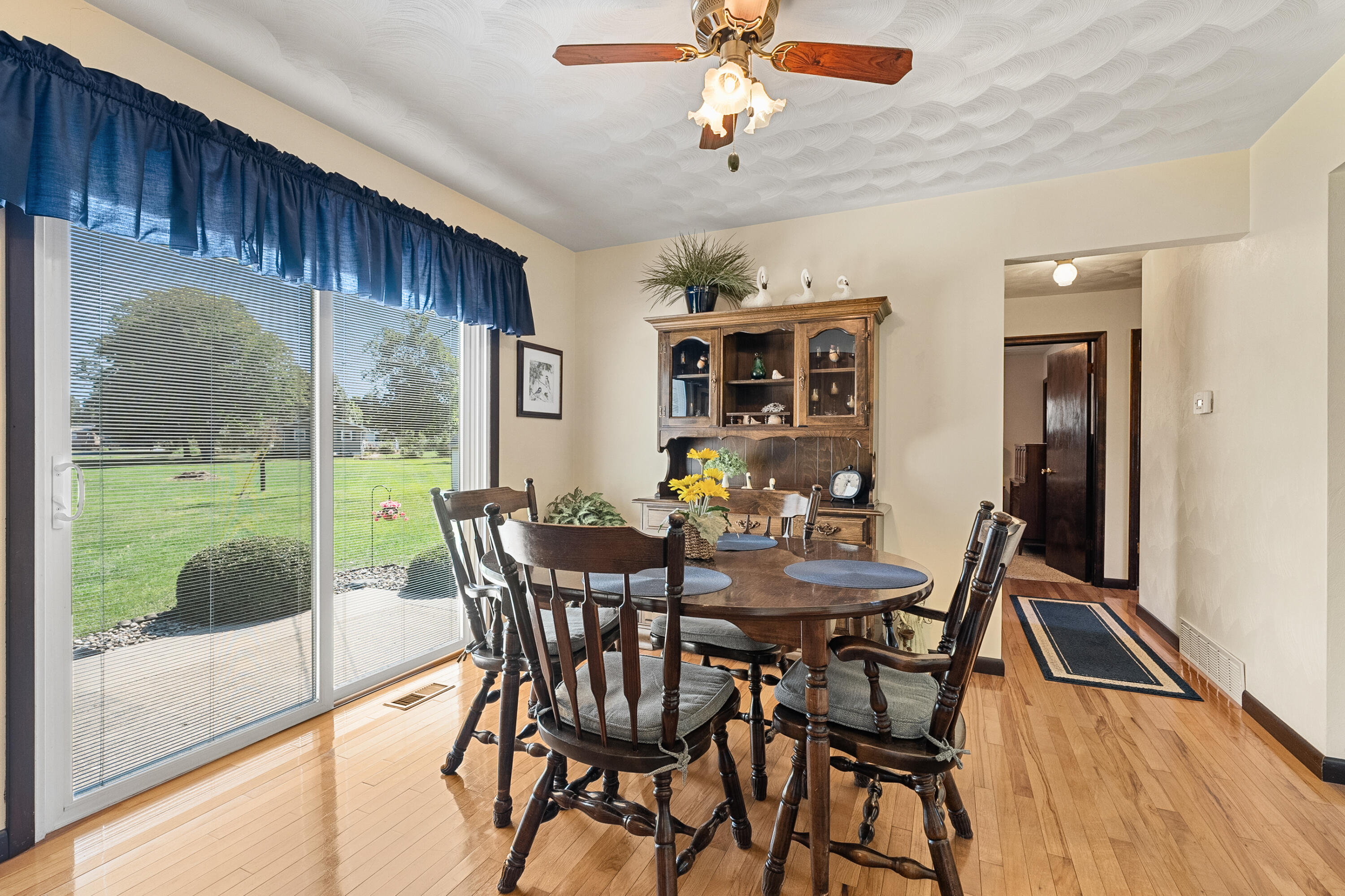 47177 Klett Road Paw Paw, MI 49079 - Photo 8 of 41 Klett Rd 47177 Paw Paw 49079-6
