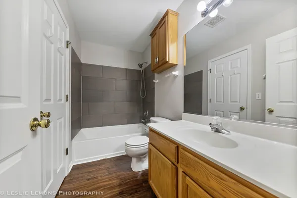 $2,650 | 4137 Blackstone Drive, Unit 4137, Aurora, IL 60504