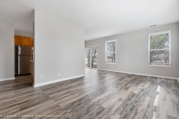 $2,650 | 4137 Blackstone Drive, Unit 4137, Aurora, IL 60504