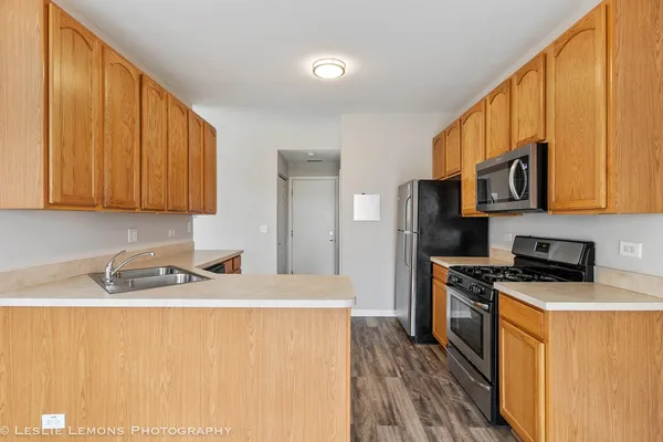 $2,650 | 4137 Blackstone Drive, Unit 4137, Aurora, IL 60504