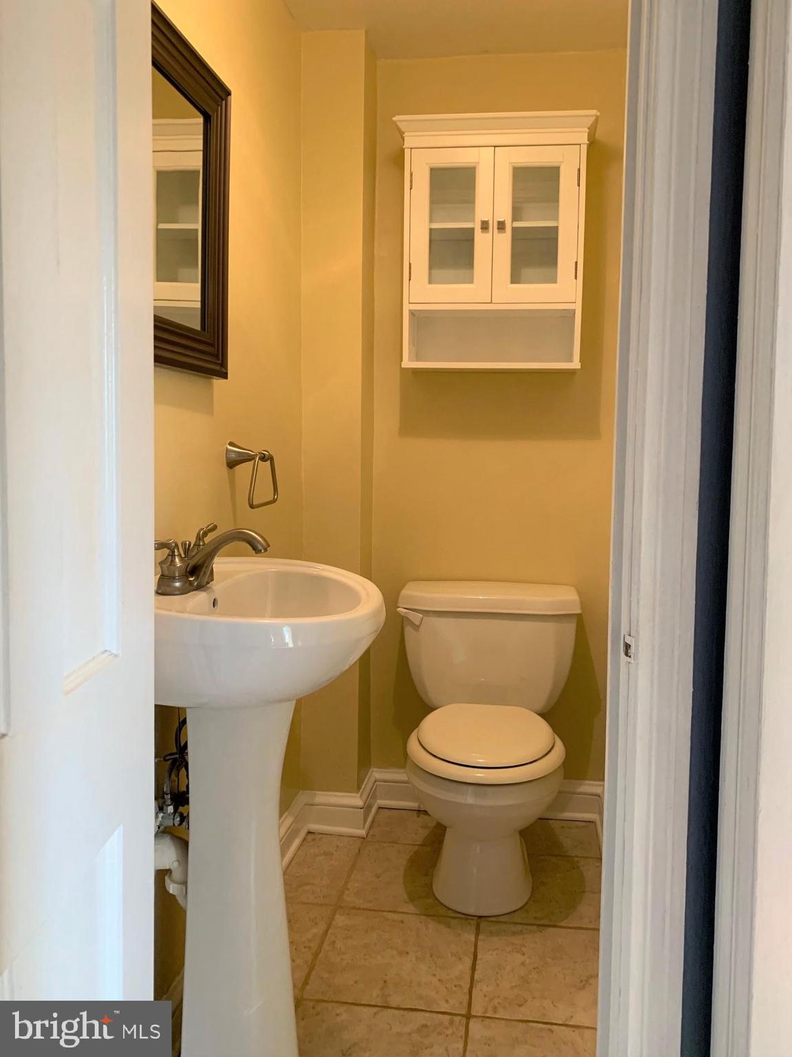 7807 Glenbrook Road Bethesda, MD 20814 - Photo 14 of 25 Half bath