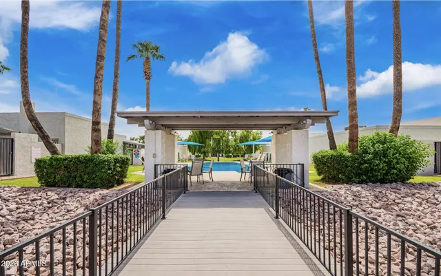 $419,800 | 821 East Fern Drive South, Phoenix, AZ 85014