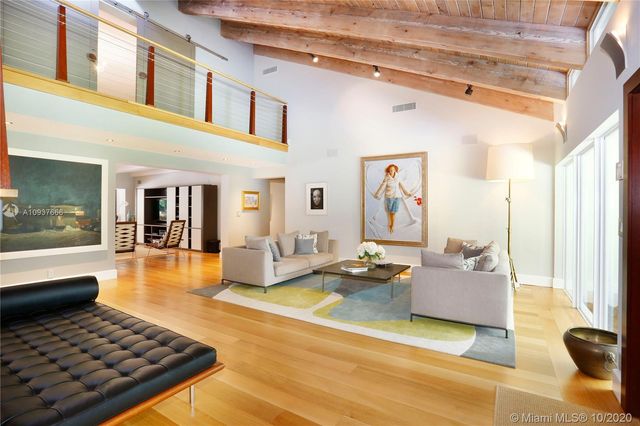 $4,170,000 | 5520 Oakwood Lane, Coral Gables, FL 33156