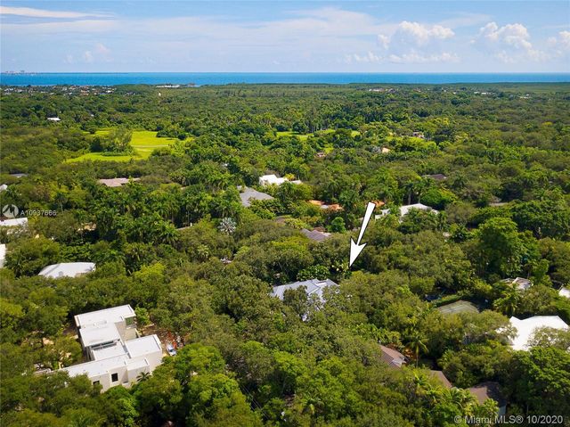 $4,170,000 | 5520 Oakwood Lane, Coral Gables, FL 33156