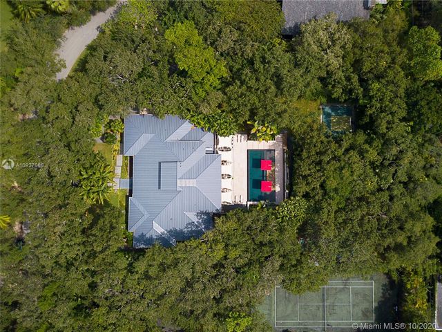 $4,170,000 | 5520 Oakwood Lane, Coral Gables, FL 33156