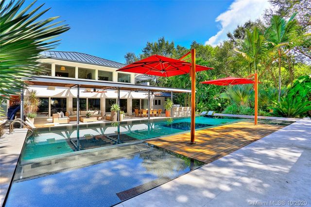 $4,170,000 | 5520 Oakwood Lane, Coral Gables, FL 33156