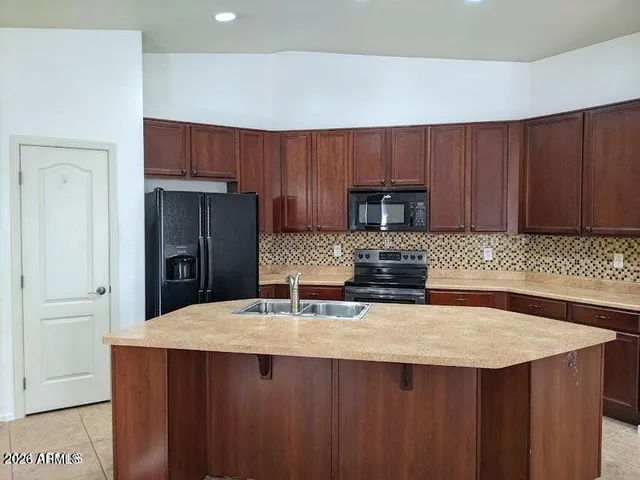 $1,800 | 18237 West Bridger Street, Surprise, AZ 85388