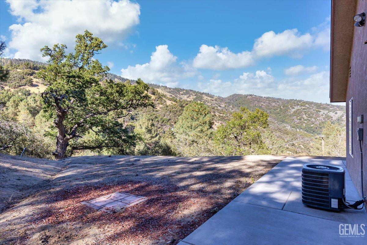 Undisclosed Address Tehachapi, CA 93561 - Photo 32 of 40