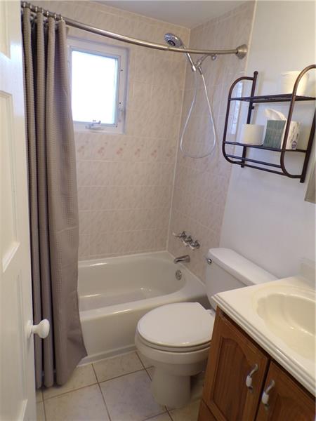 106 Castle Road Pittsburgh, PA 15234 - Photo 10 of 14 Gallery Image 10