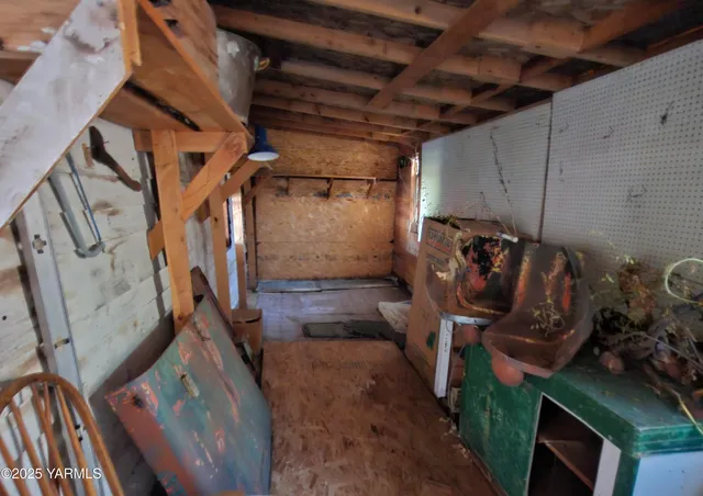 $267,900 | 11271 Highway 12, Naches, WA 98937