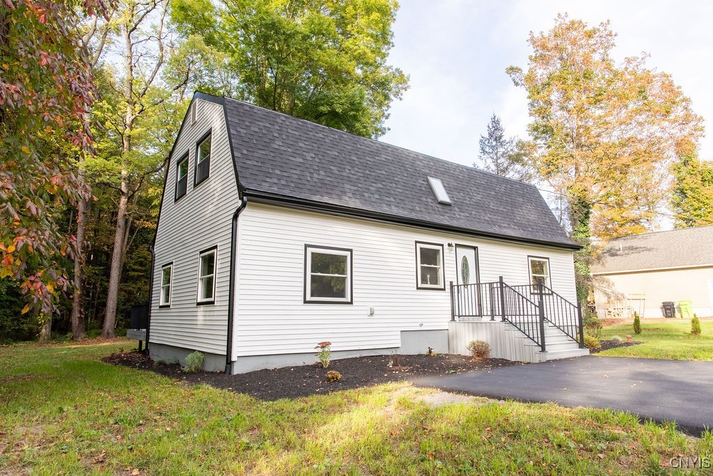 2007 Church Road Lysander, NY 13027 - Photo 6 of 34