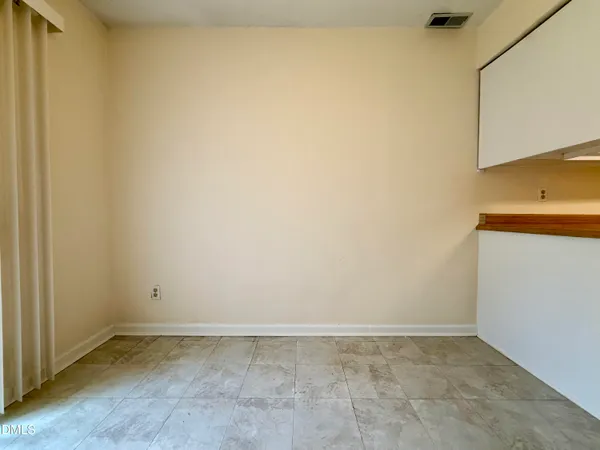 $1,625 | 4101 Five Oaks Drive, Unit 9, Durham, NC 27707
