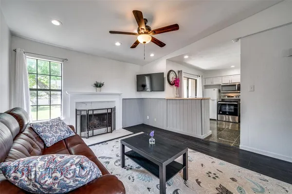 $1,100 | 4748 Old Bent Tree Lane, Unit 906, Dallas, TX 75287