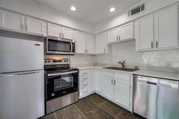 $1,100 | 4748 Old Bent Tree Lane, Unit 906, Dallas, TX 75287