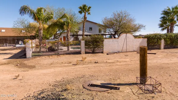 $745,900 | 48236 North 519th Avenue, Aguila, AZ 85320