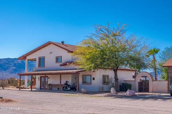 $745,900 | 48236 North 519th Avenue, Aguila, AZ 85320
