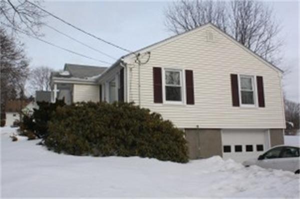 30 Dutton Street Worcester, MA 01610 - Photo 3 of 26 Gallery Image 3