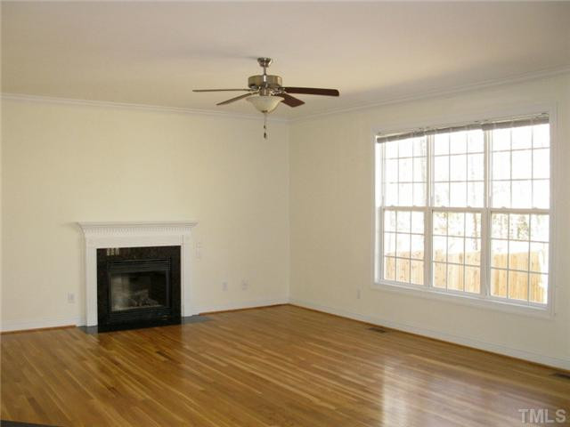 4006 Hope Valley Road Durham, NC 27707 - Photo 6 of 12 Den/Family/Great Room