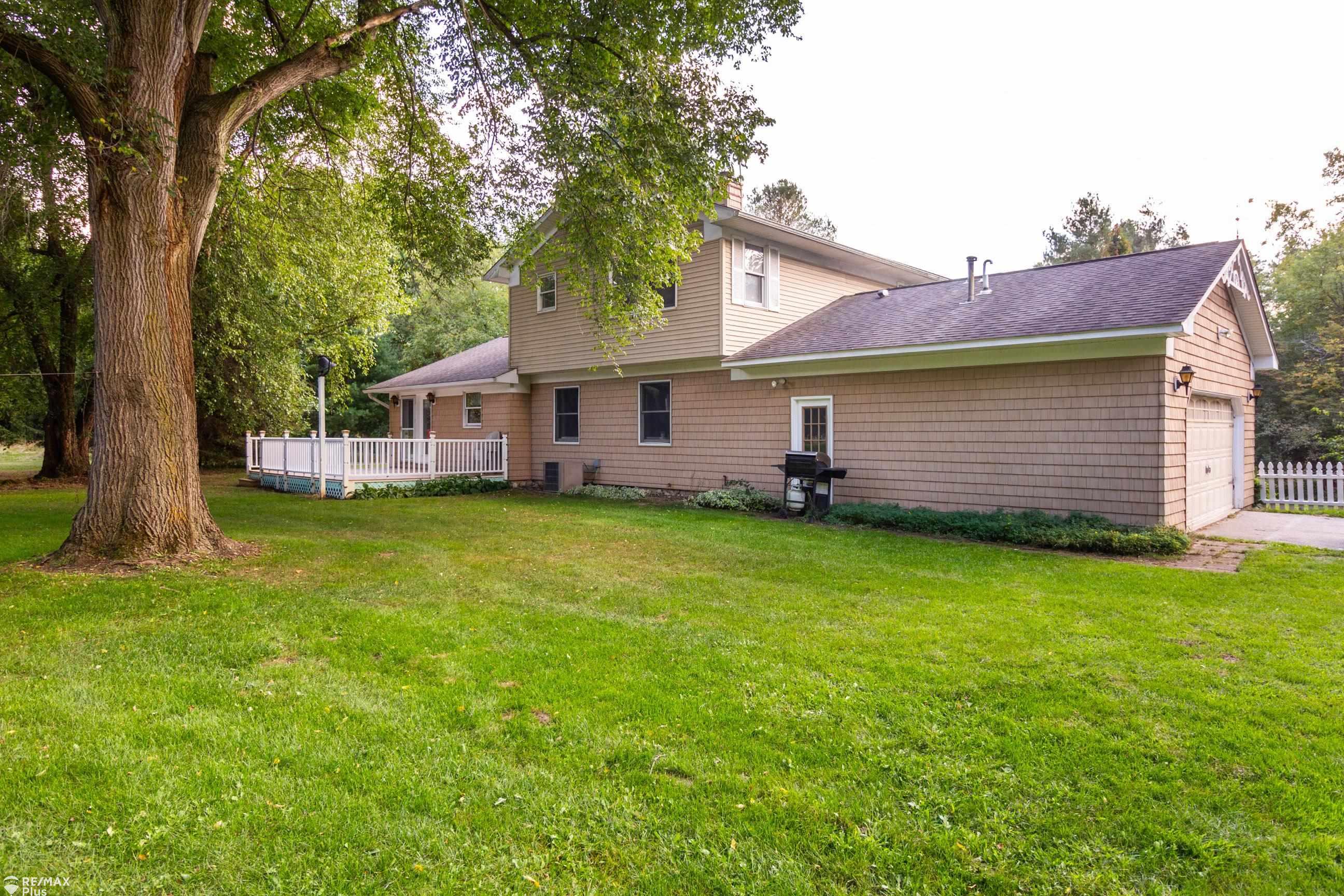 4180 Phillips Road Metamora, MI 48455 - Photo 40 of 54 50154916-8fcbb134-48a3-4970-b9be-ad16e3609f6f.JPG