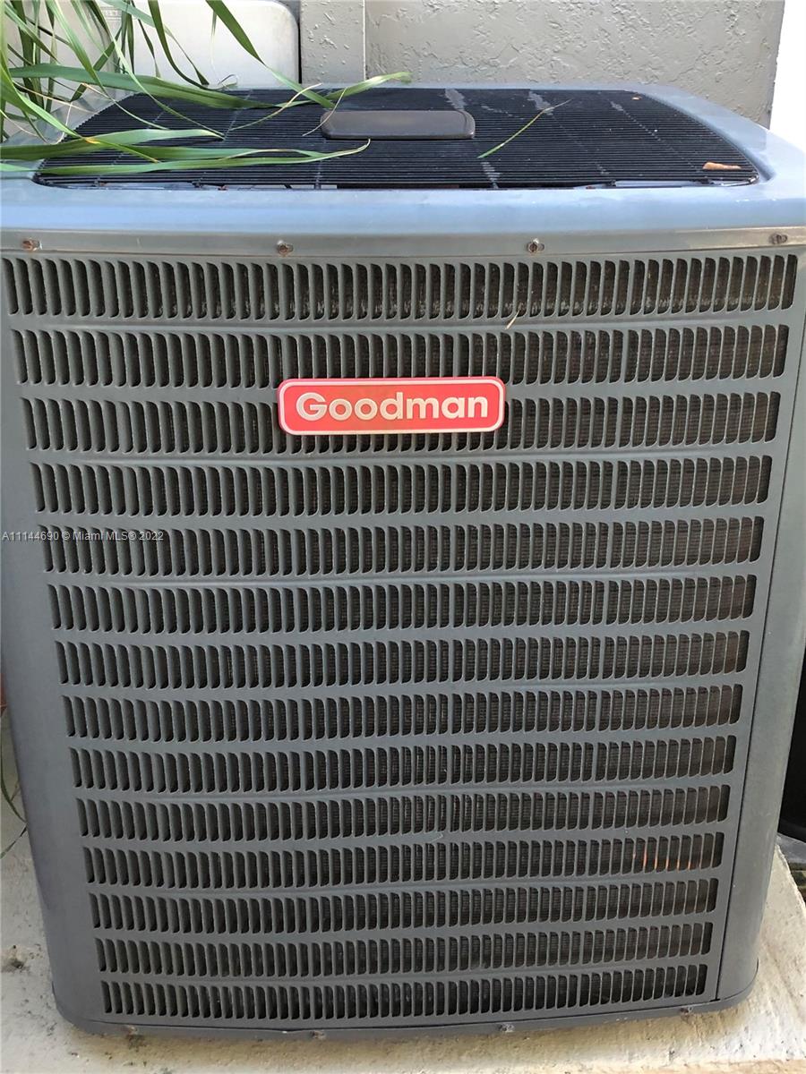 Monarch Lakes Miramar, FL 33027 - Photo 16 of 31