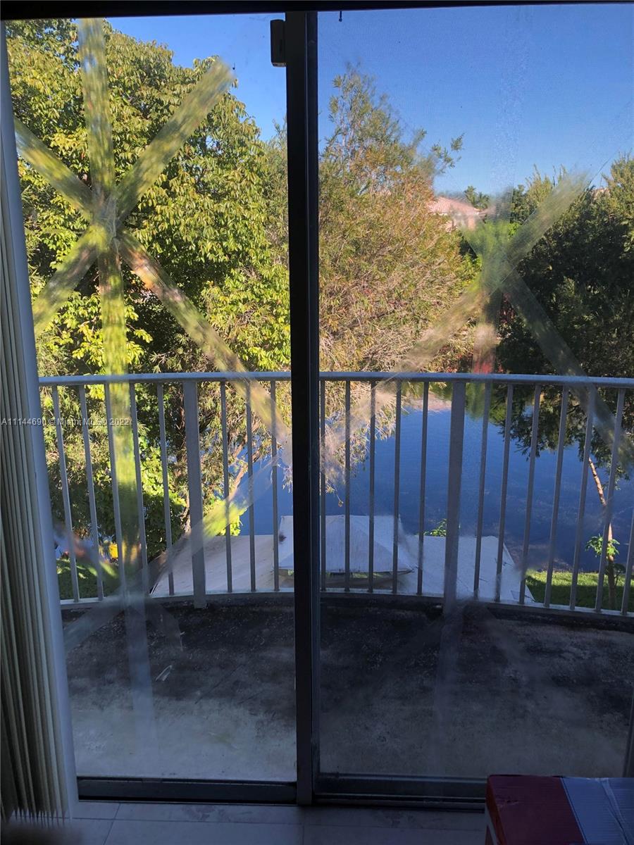 Monarch Lakes Miramar, FL 33027 - Photo 5 of 31 a view of a with a yard